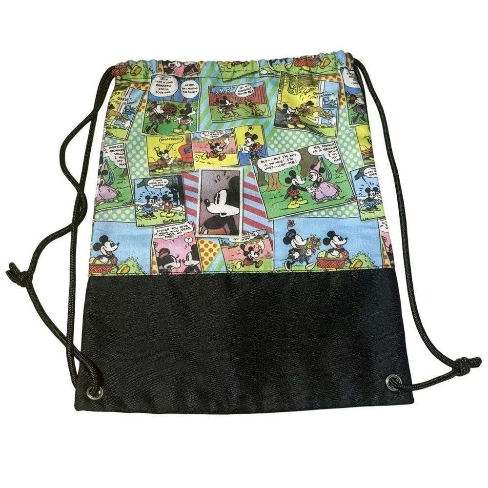 4‎ Disney World Bags 1 Drawstring Bag & 3 Mickey's Not So Scary Halloween Treat